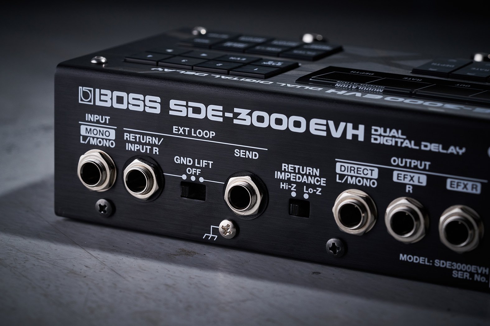 BOSS『SDE-3000EVH』復刻ビンテージ・デジタル・ディレイ Eddie Van 