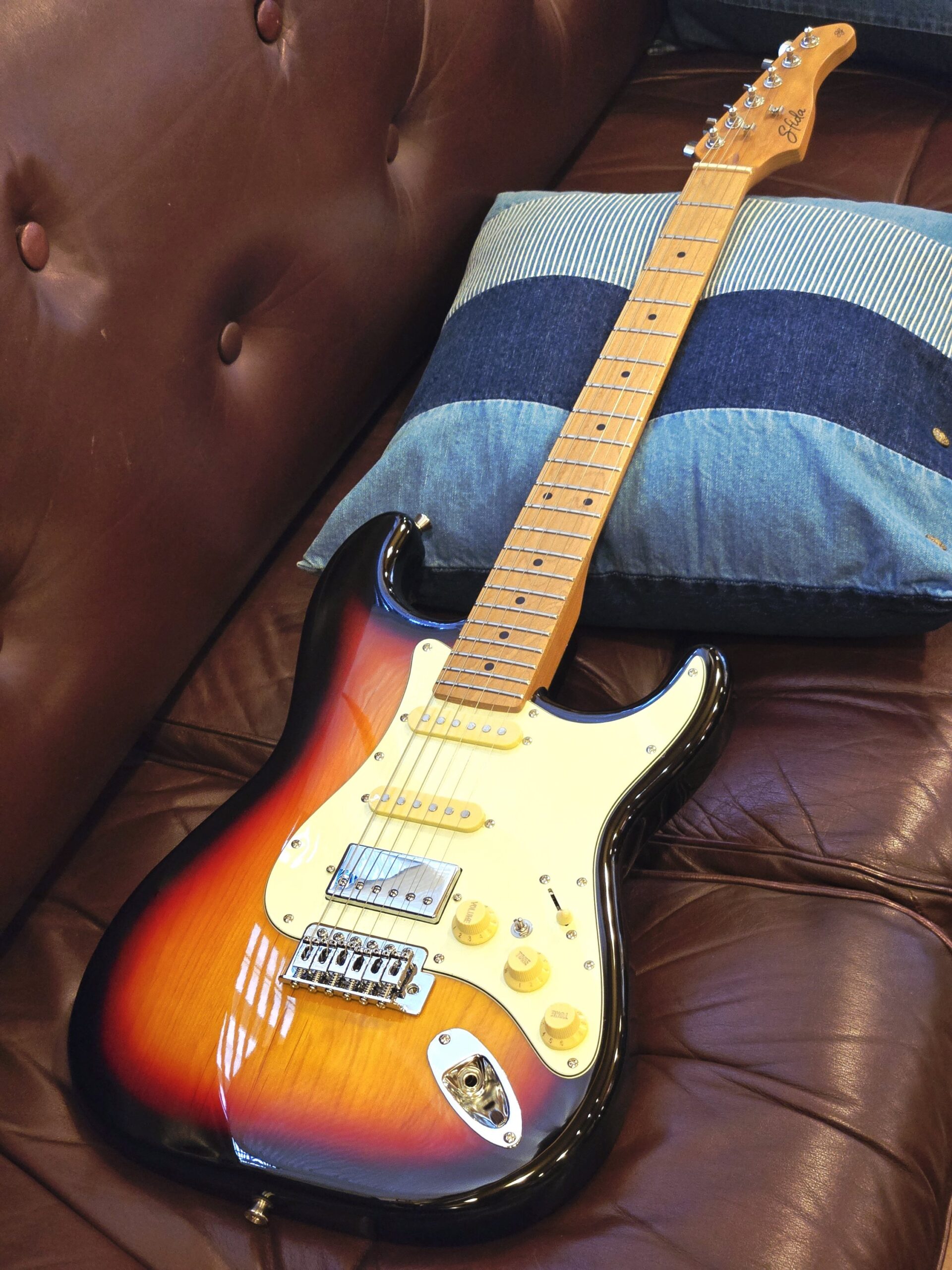 Sfida『SST-450 (SB)』 エレキギター - 画像 (2)