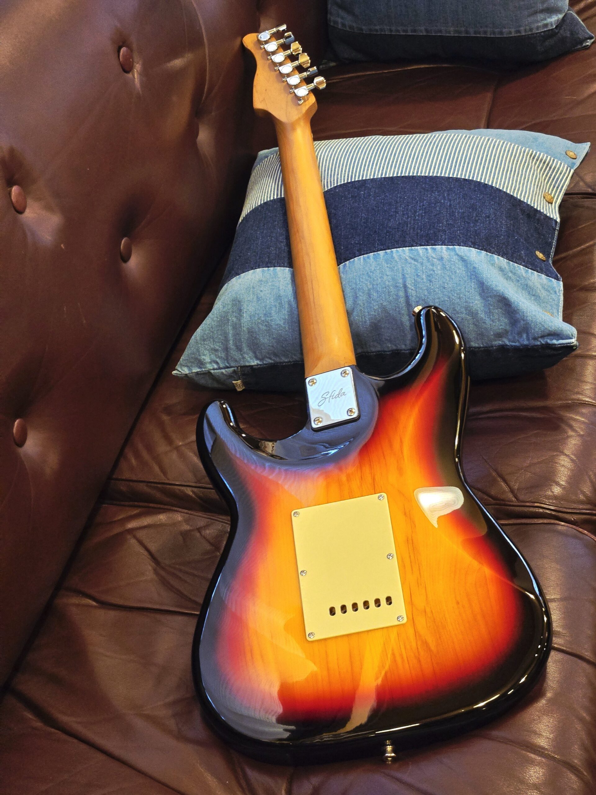 Sfida『SST-450 (SB)』 エレキギター - 画像 (3)